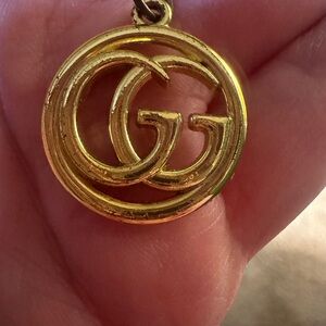 Gucci pull charm & earring set! Fashion!